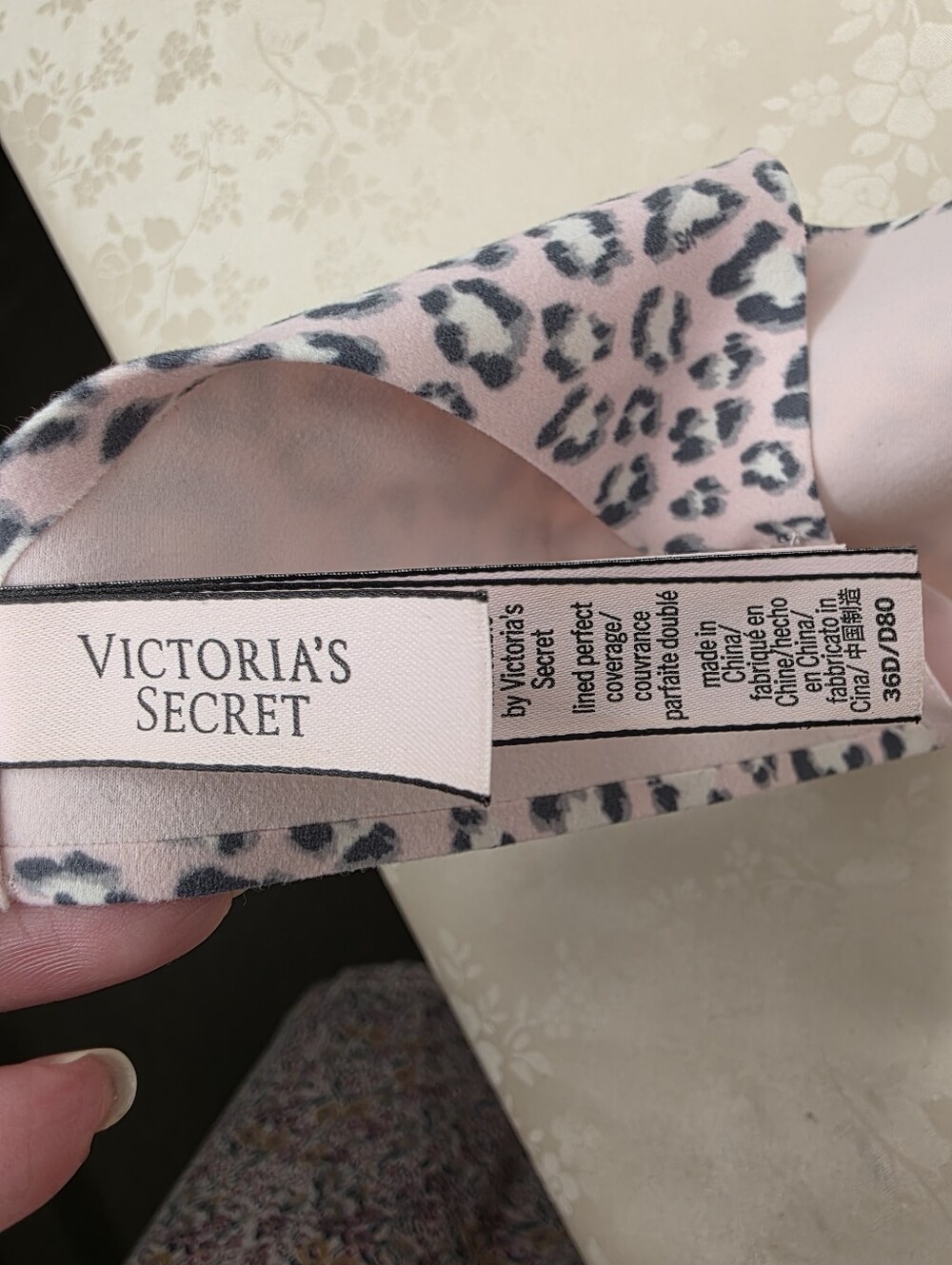 Victoria's Secret Incredible Lined Perfect Coverage Bra Pink Leopard Print 36D - Picture 6 of 8